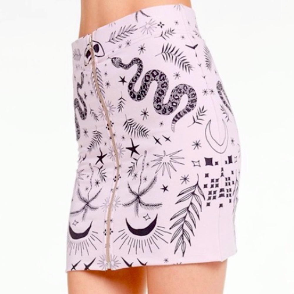 Wildfox “radiant bandana” Gia miniskirt graphic print S